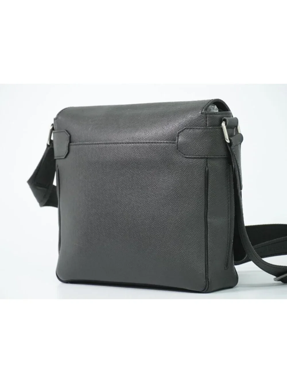 Louis Vuitton LV PM Taiga Leather Shoulder Bag Ardoise Black Second